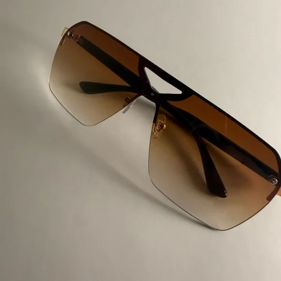 Designer Shield Sunglasses with Gradient Brown Lenses - Picture 2 of 3